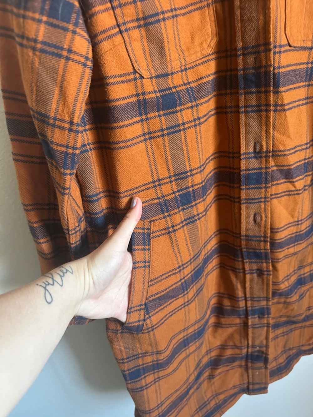 Women's Plaid Long Shacket - Orange - Picture 5 of 7